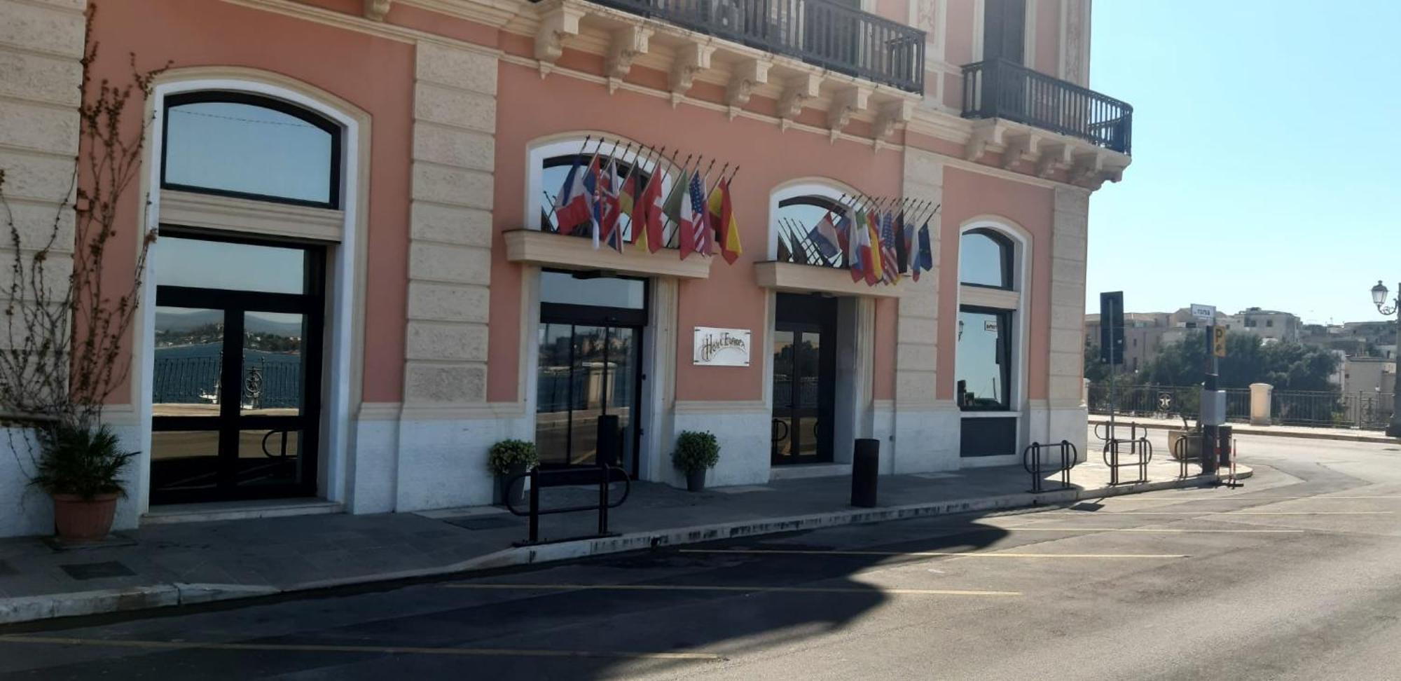 Hotel Europa تارانتو المظهر الخارجي الصورة